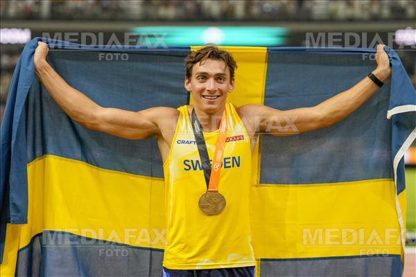 Armand Duplantis, of Sweden, celebrates after winning the Men`s pole vault final during the World Athletics Championships in Budapest, Hungary, Saturday, Aug. 2... Foto: AP/Ashley Landis.